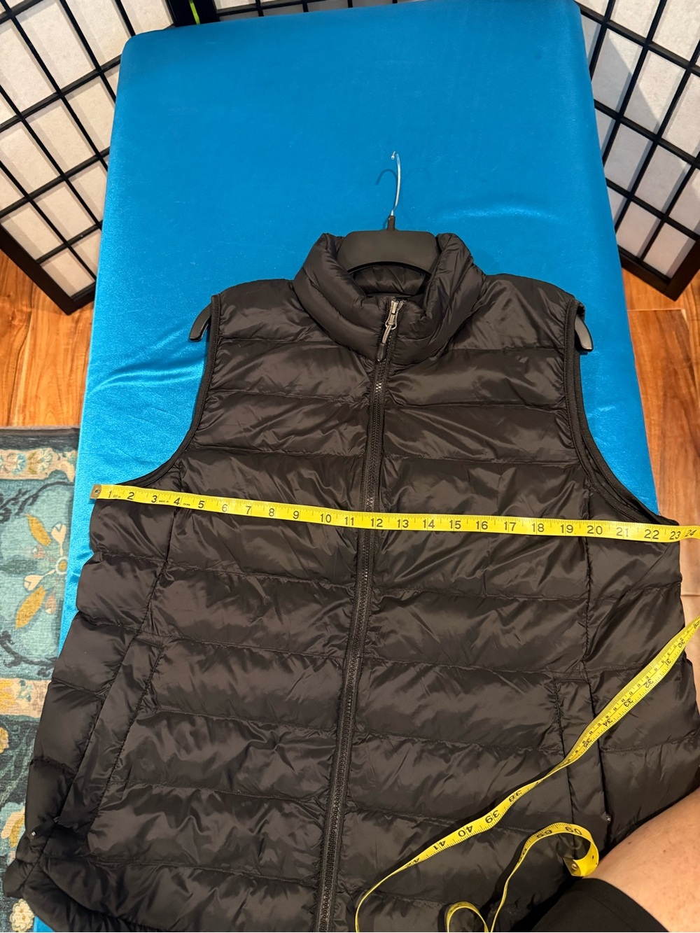 32 Degrees Women’s Black Quilted Puffer Vest (G2) - Picture 4 of 5